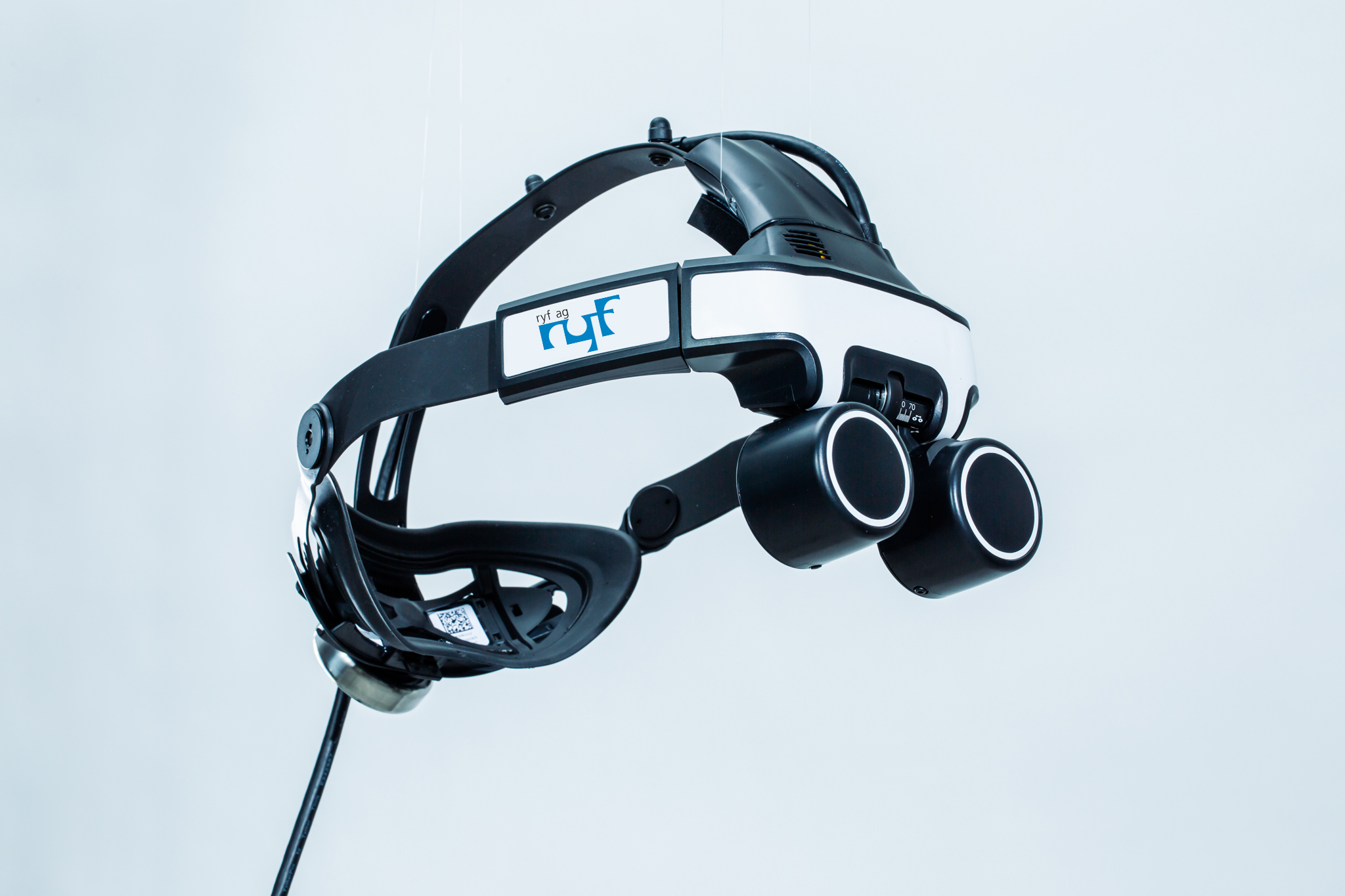 Super-ERGO Stereo-Head Mounted Display 3D-Stereo-HMD